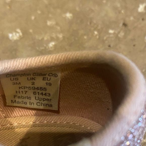 Kate Spade Baby Keds Baby Glittery Rose Gold Sneakers sz 3 - Picture 9 of 9
